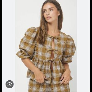 needii Plaid Peplum Top Olive Multi Medium